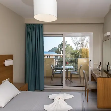 Oda ve Kahvaltı Koukla Mare Lithakia (Zakynthos)
